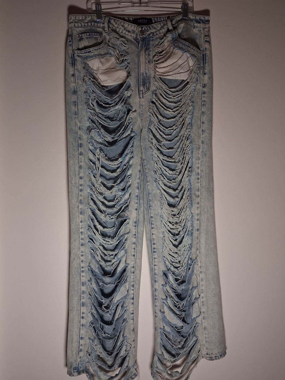 Akira Womens Acid Wash Heavily Distressed Shredded Wide Leg Jeans Light Blue 1X - Picture 6 of 16